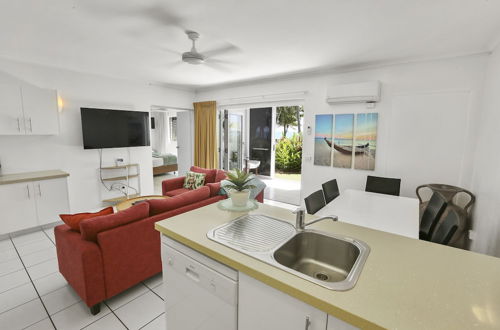 Photo 13 - Agincourt Beachfront Apartments