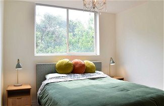 Foto 1 - Light And Airy 2 Bedroom North Bondi Apartment