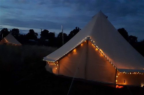 Photo 11 - 6m Bell Tent With log Burner, Located Near Whitby