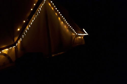 Photo 11 - 6m xl Bell Tent With log Burner, Near Whitby