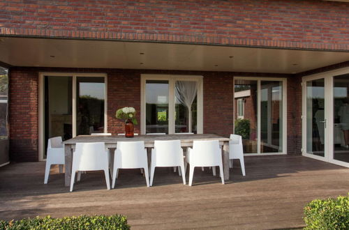 Photo 11 - Luxurious Holiday Home in Leende With Wellness