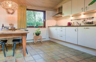 Photo 3 - Cozy Holiday Home in Zorgvlied With Private Garden