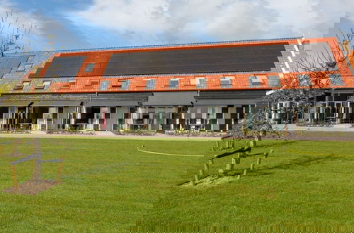 Foto 10 - Scenic Holiday Home in Oostkapelle near Beach
