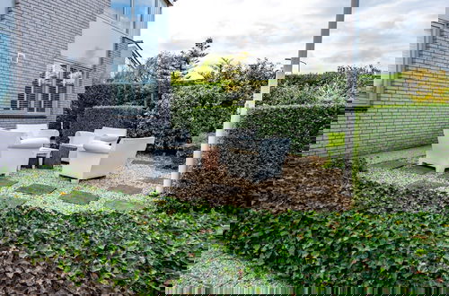 Foto 4 - Spacious Bungalow With Enclosed Garden