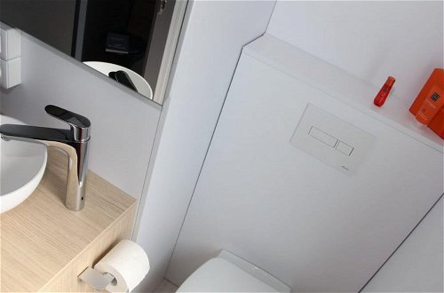 Foto 6 - Modern Chalet With 2 Bathrooms in Friesland