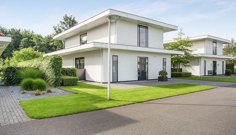 Foto 1 - Modern Villa in Harderwijk with Sauna & Hot Tub