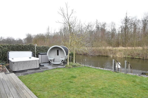 Photo 48 - Modern Villa in Harderwijk with Sauna & Hot Tub