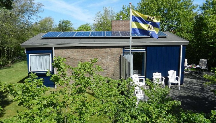 Foto 1 - Detached Bungalow in Nes on Ameland With Spacious Terrace