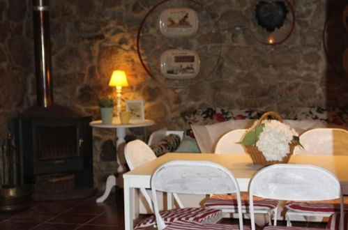 Photo 10 - Lovely 6-bed Cottage in Braga Enjoy and Relax