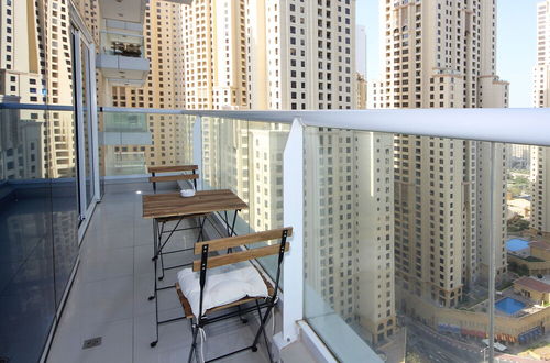 Photo 8 - 1 Bedroom Apartment in Continental Tower