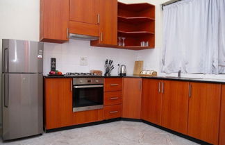 Photo 3 - Deluxe 2-bed Apartment With Swimming Pool