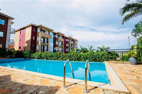 Photo 1 - Deluxe 2-bed Apartment With Swimming Pool