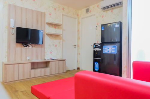 Photo 15 - Relaxing 3BR Apartment at Bassura City near Shopping Mall