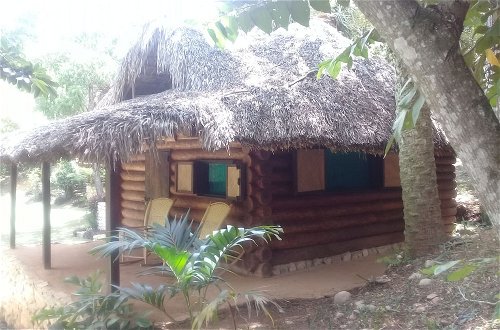 Photo 18 - Sierraverde Cabins Rosewood