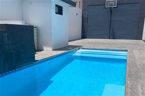 Foto 16 - Beautiful, Comfortable House With Pool Jacuzzi With Warm Water