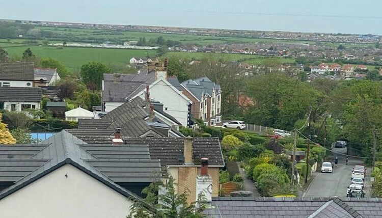 Photo 1 - Captivating 2-bed Cottage in Prestatyn