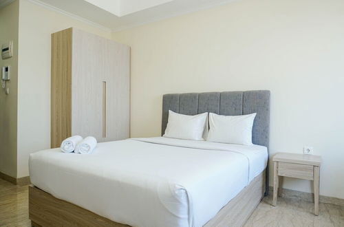 Foto 5 - Cozy and Furnished Studio at Menteng Park Apartment