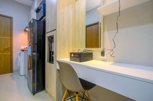 Foto 4 - Homey and Warm Studio Apartment Oasis Cikarang