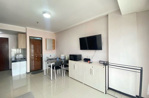 Photo 10 - Comfy 2Br Apartment At Gateway Pasteur Near Pasteur Exit Toll