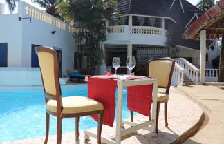 Foto 1 - Lovely 4-bed Villa Family Oriented or a Smallgroup