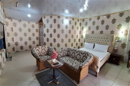 Photo 11 - Lovely 4-bed Villa Family Oriented or a Smallgroup
