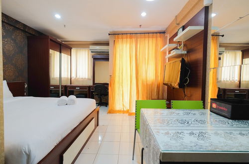 Photo 11 - Pool View Studio at Kebagusan City Apartment