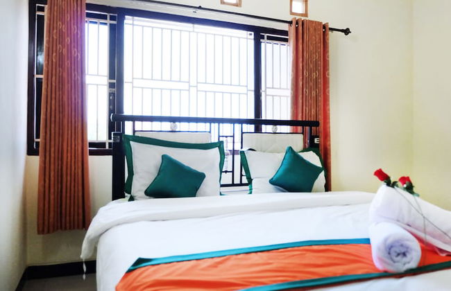 Homestay Tegal Kota by Simply Homy - Foto 3