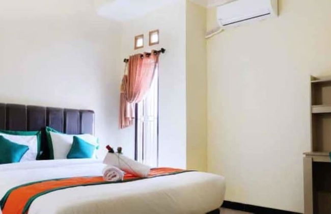Homestay Tegal Kota by Simply Homy - Foto 4