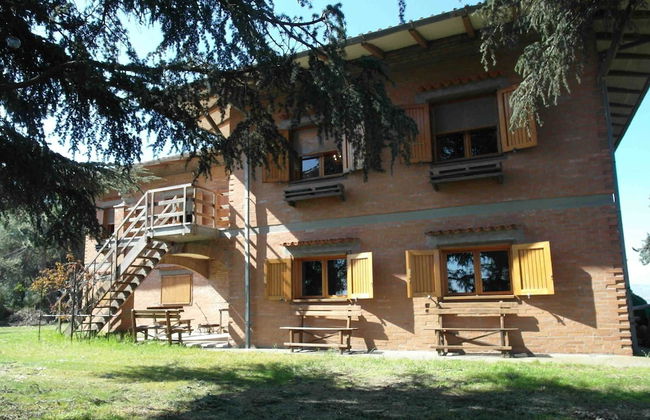 Villa With a View of the Coast, on the top of a Hill in the Middle of a Forest - Foto 1