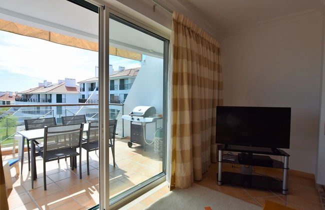 Sunny Balcony Apartment and Pool - Foto 21