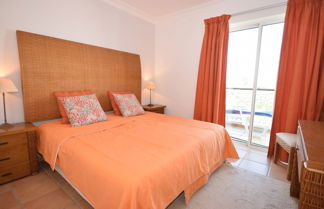 Photo 3 - Spacious Apartment in Quarteira With Swimming Pool