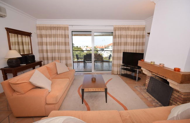 Sunny Balcony Apartment and Pool - Foto 14