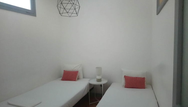 Foto 1 - Stunning Apartment With Yard in Alfama