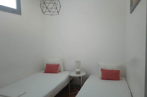 Foto 1 - Stunning Apartment With Yard in Alfama