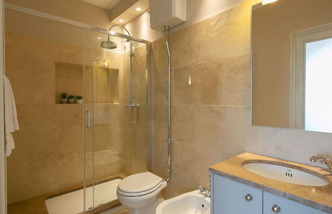 Plush Holiday Home in Cortona with Hot Tub - Foto 21