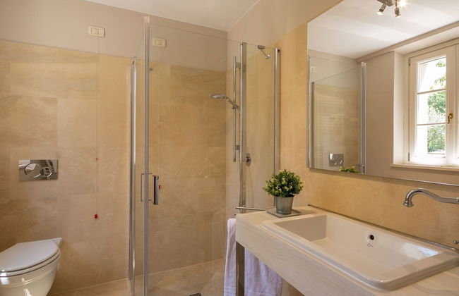 Plush Holiday Home in Cortona with Hot Tub - Foto 20