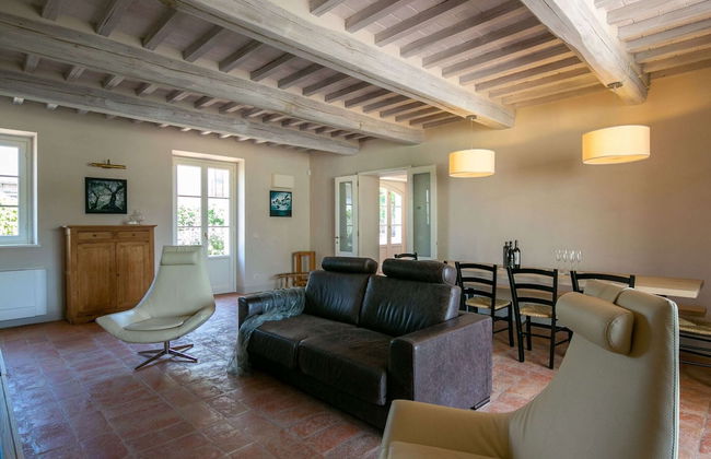 Plush Holiday Home in Cortona with Hot Tub - Foto 12