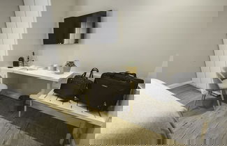 Photo 7 - Colonna Luxury Suites