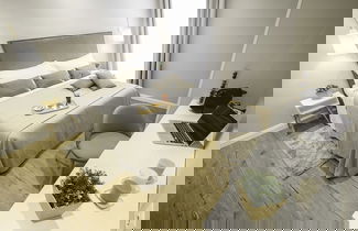 Photo 5 - Colonna Luxury Suites