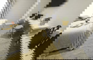 Photo 9 - Colonna Luxury Suites