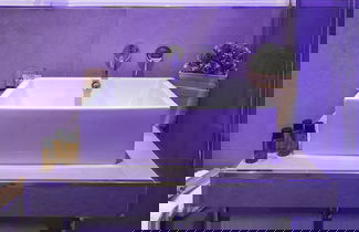 Photo 25 - Colonna Luxury Suites