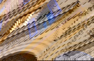 Photo 32 - Colonna Luxury Suites