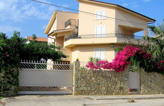 Photo 1 - Simplistic Holiday Home in Sciacca near Horse Riding