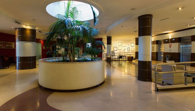 Lobby-Lounge