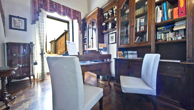 Mostrador de check-in y check-out