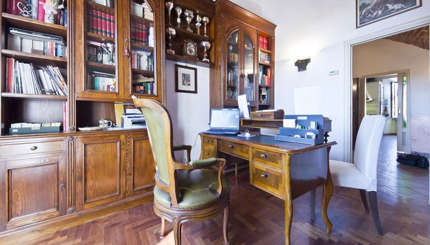 Mostrador de check-in y check-out