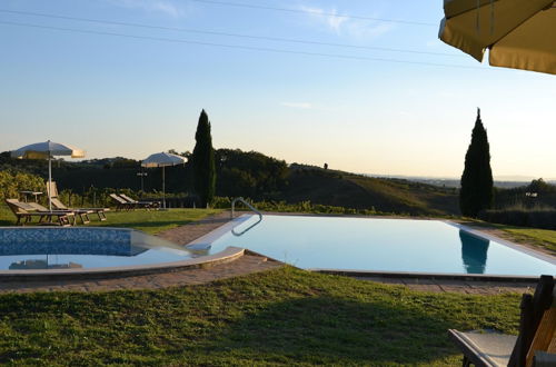 Foto 19 - Belvilla by OYO Holiday Home With Pool in Stabbia