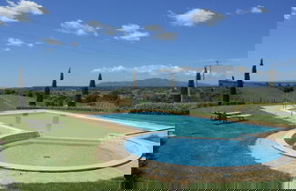 Foto 1 - Belvilla by OYO Holiday Home With Pool in Stabbia