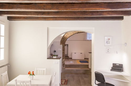Photo 17 - Rental In Rome Trastevere White Apartment