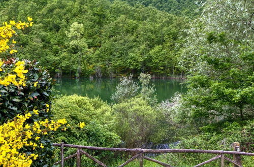 Photo 39 - Holiday House with Pool & Large Garden Overlooking Lake near Tuscany